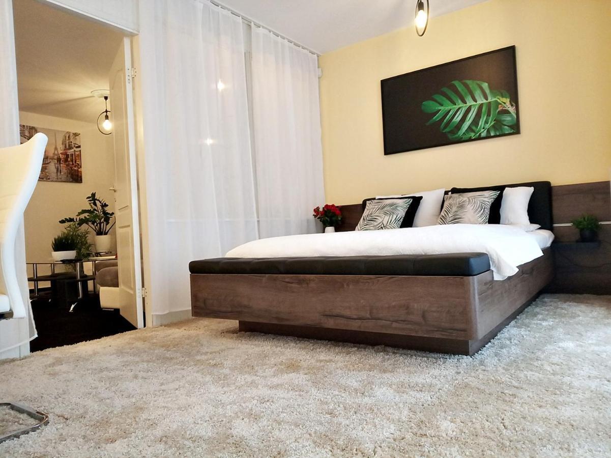Central Point Apartman Zielona Góra Kültér fotó